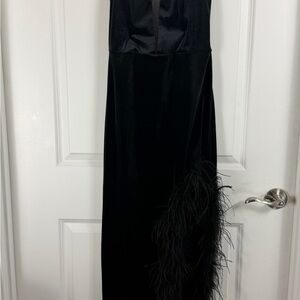 Elegant Black Evening Midi W/ A Split 🖤✨